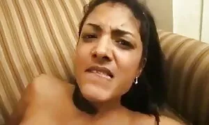 کچێکی هیندی لۆریچی ڕ ...